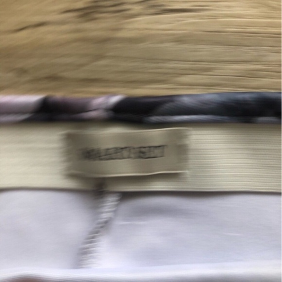 Smart Set Floral Pencil Skirt - Pink and Black - Picture 4 of 5